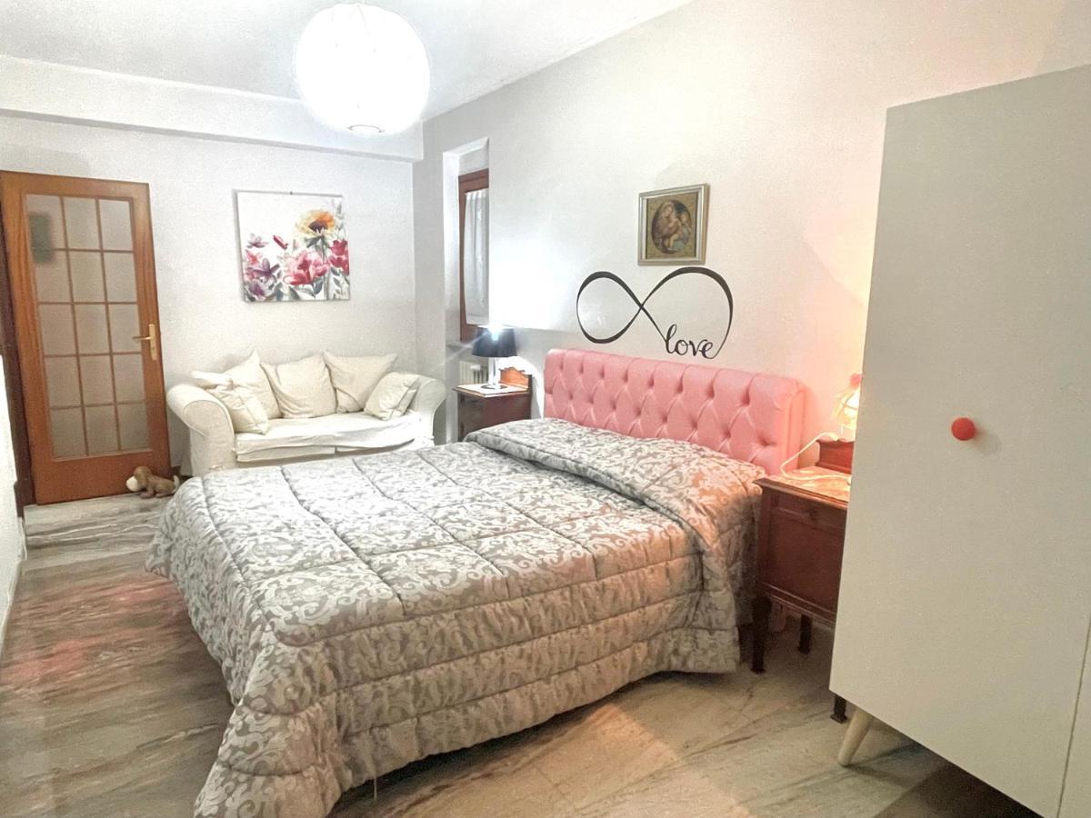 Casa vacanza La Vie en Rose Mattinata Exterior foto